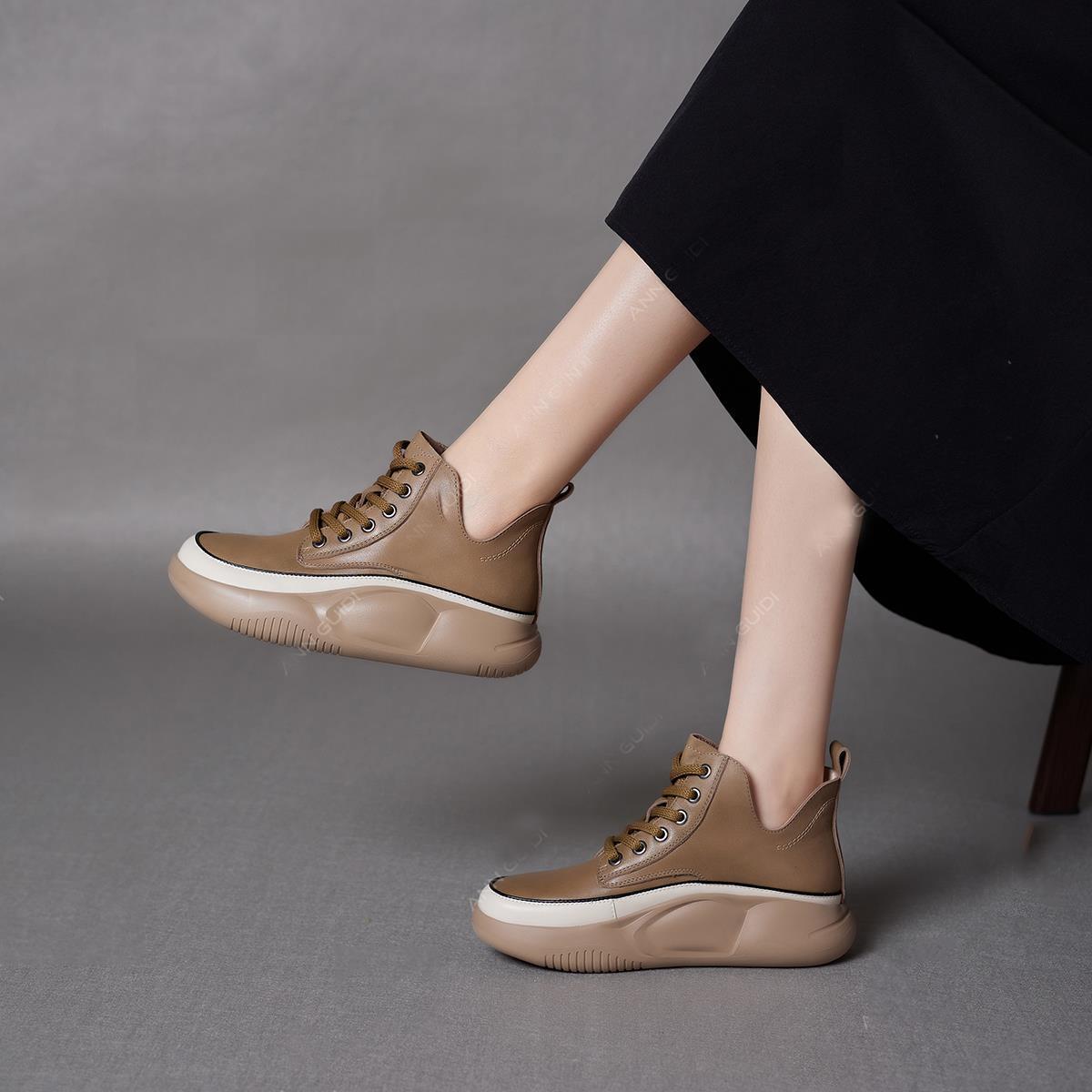 2022 New Ladies Leather Fashion Soft Sole Shoes